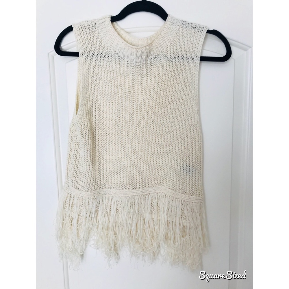 Knit tank with accent bottom!!!